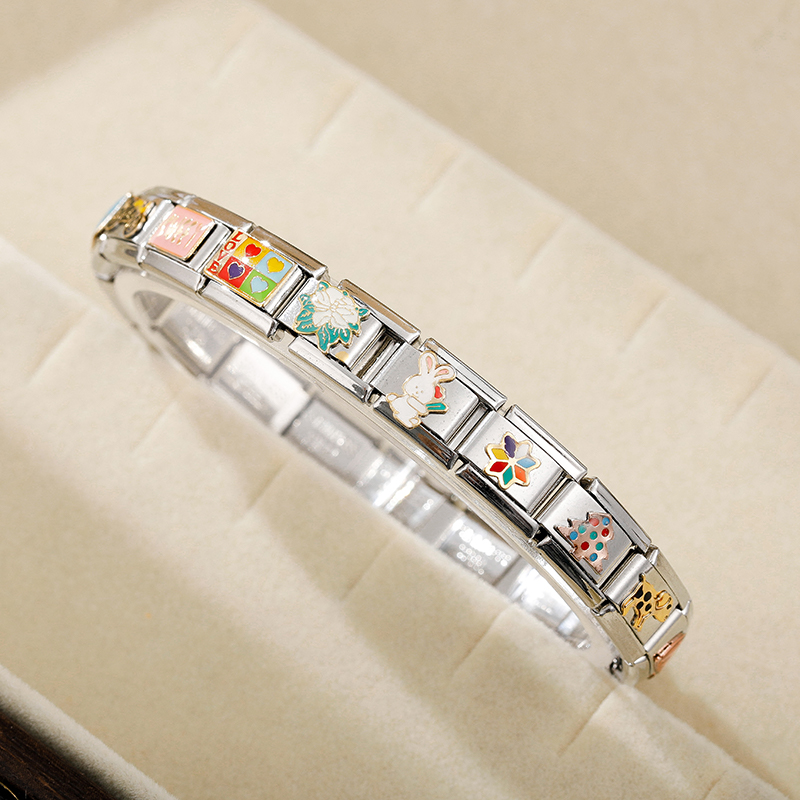 Hapiship Original Daisy Horse  - Butterfly Clasp Deployant recension och pris
